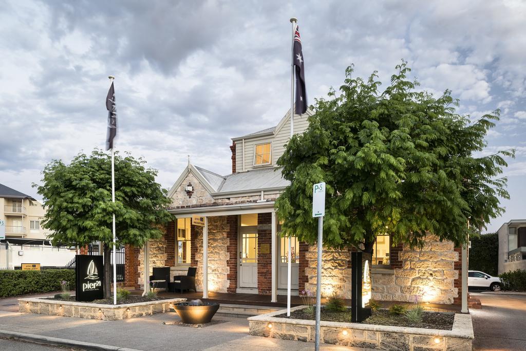 Pier 21 Riverside Apartment Hotel Fremantle Exterior foto