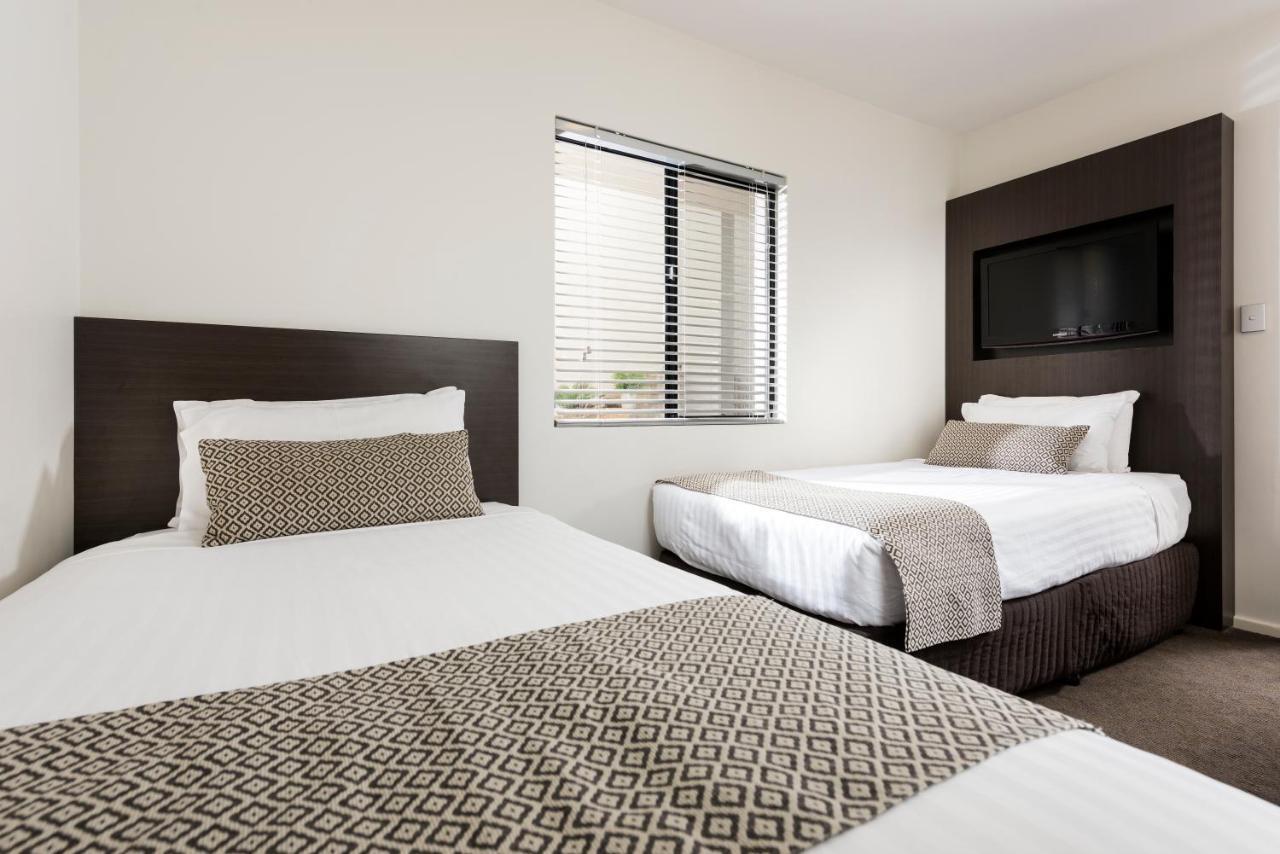Pier 21 Riverside Apartment Hotel Fremantle Exterior foto